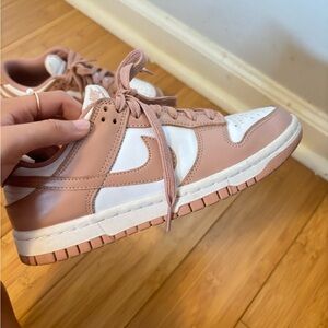 Women's dunks